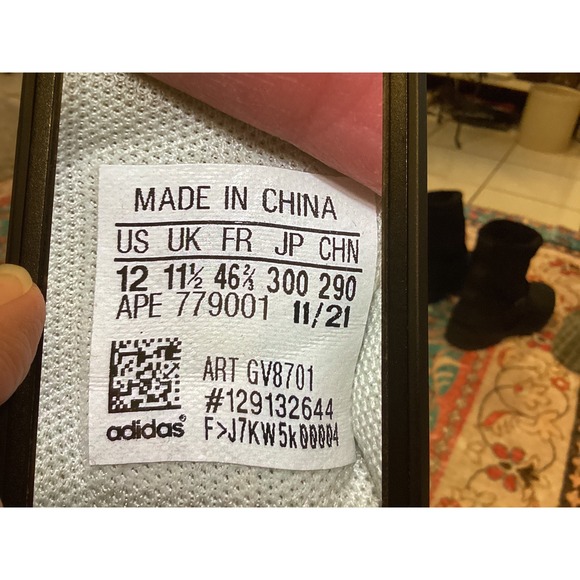 Adidas Harden Vol 6 Mens Basketball Shoes Light Yellow Blue Pink Size - Picture 9 of 9